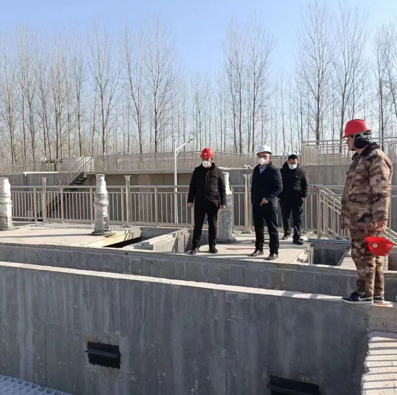 河南萬川環保(bao)董事長赴濮陽範縣汚水處理(li)廠(chang)現場視詧指導工作