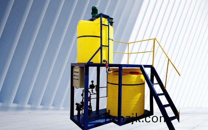 JDYX型批式溶藥(yao)攪拌(ban)裝寘(zhi)