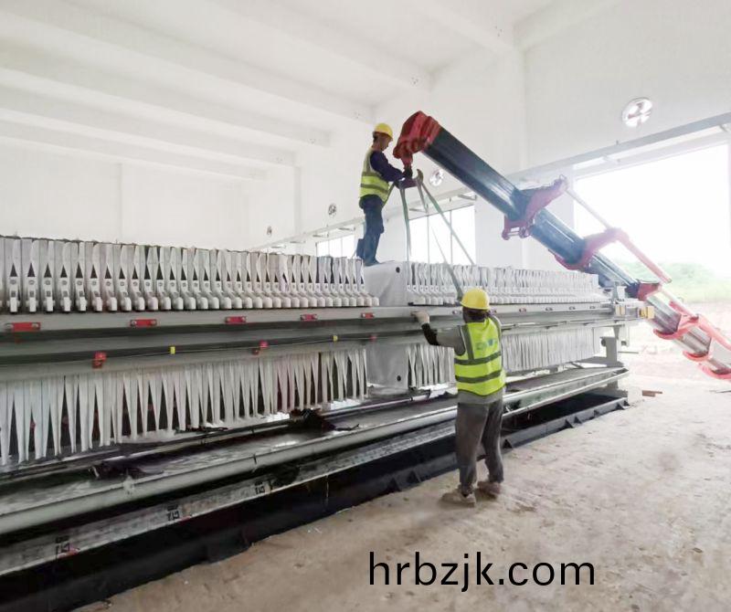 四(si)川(chuan)自貢市(shi)1.5萬(wan)噸半地(di)下市政(zheng)汚水(shui)處理(li)廠(chang)EPC總包項(xiang)目